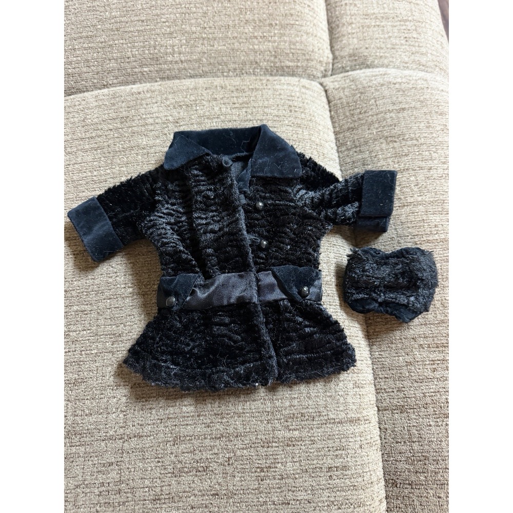 AMERICAN GIRL Doll Rebecca's Winter Coat-Released 2009/Retired 2015